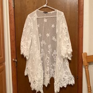 Torrid 3/4 ivory lace kimono